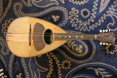 mandoline stridente